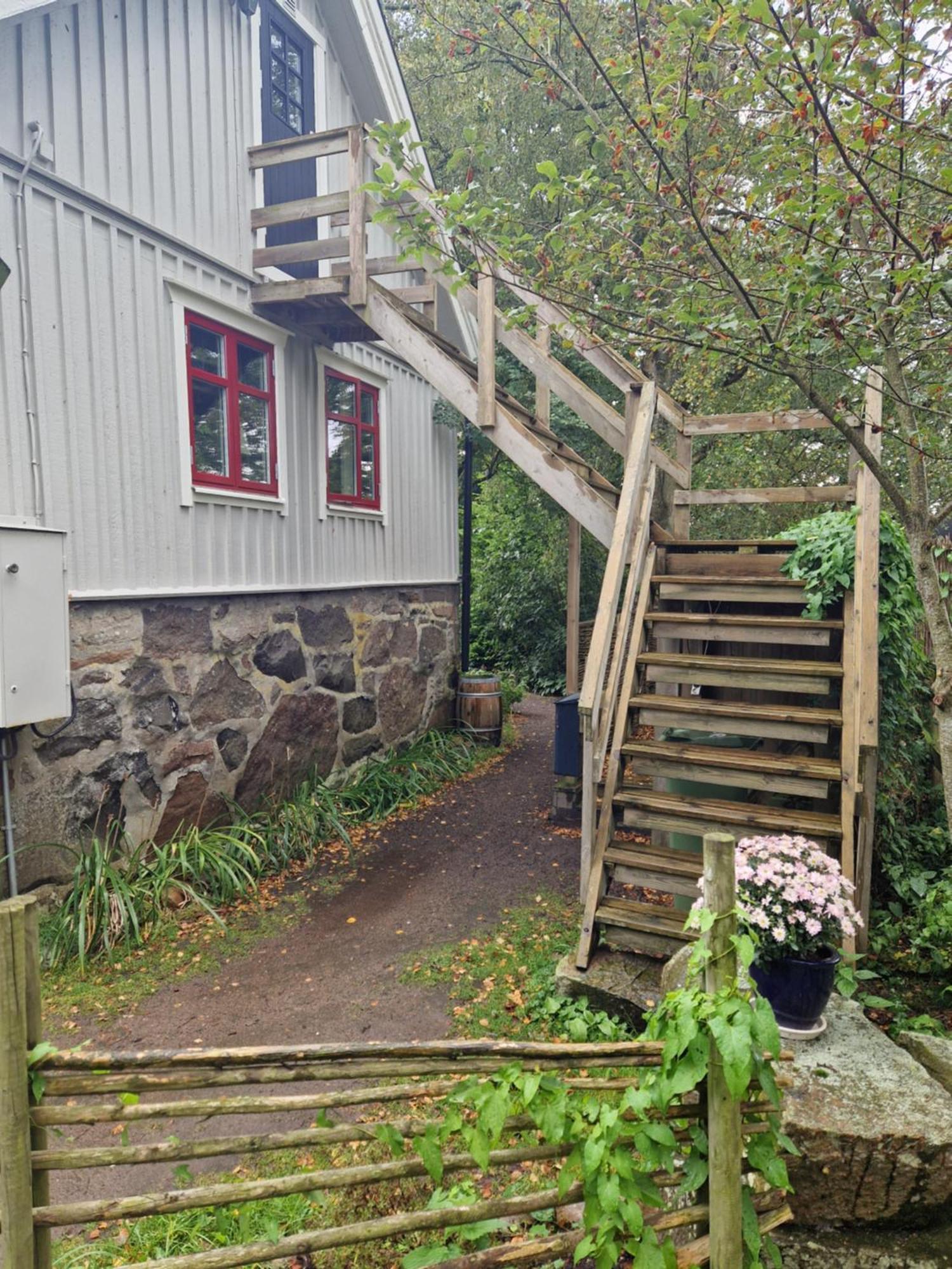 Ferienwohnung Loftlaegenhet Pa Haestgard I Tvååker Exterior foto